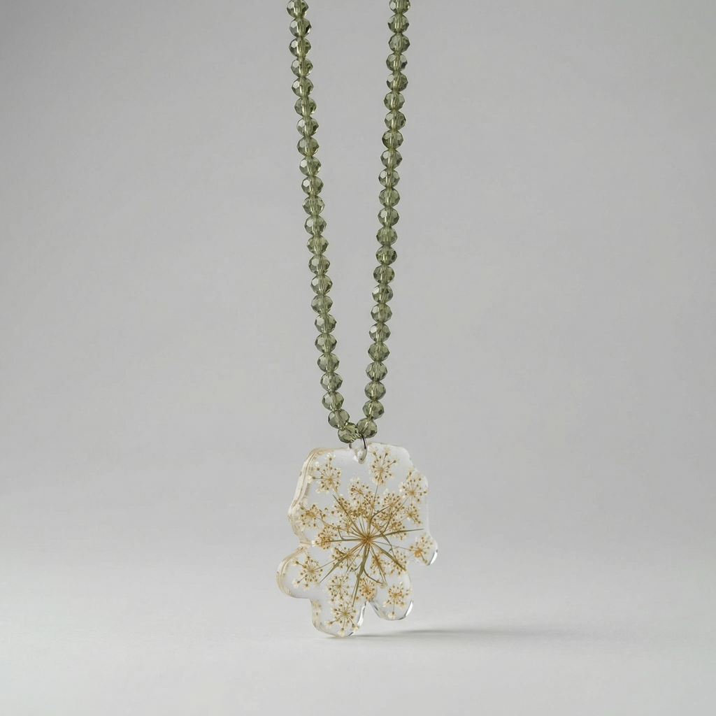 Collar paniculata piedras