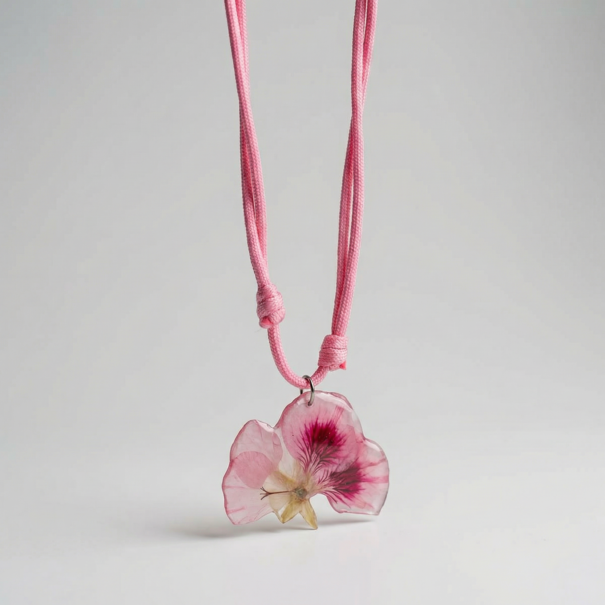Collar cuerda geranio rosa