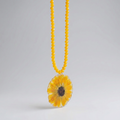 Collar margarita piedras pequeñas