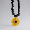 Collar corto margarita