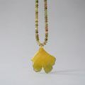 Collar corto de ginkgo biloba