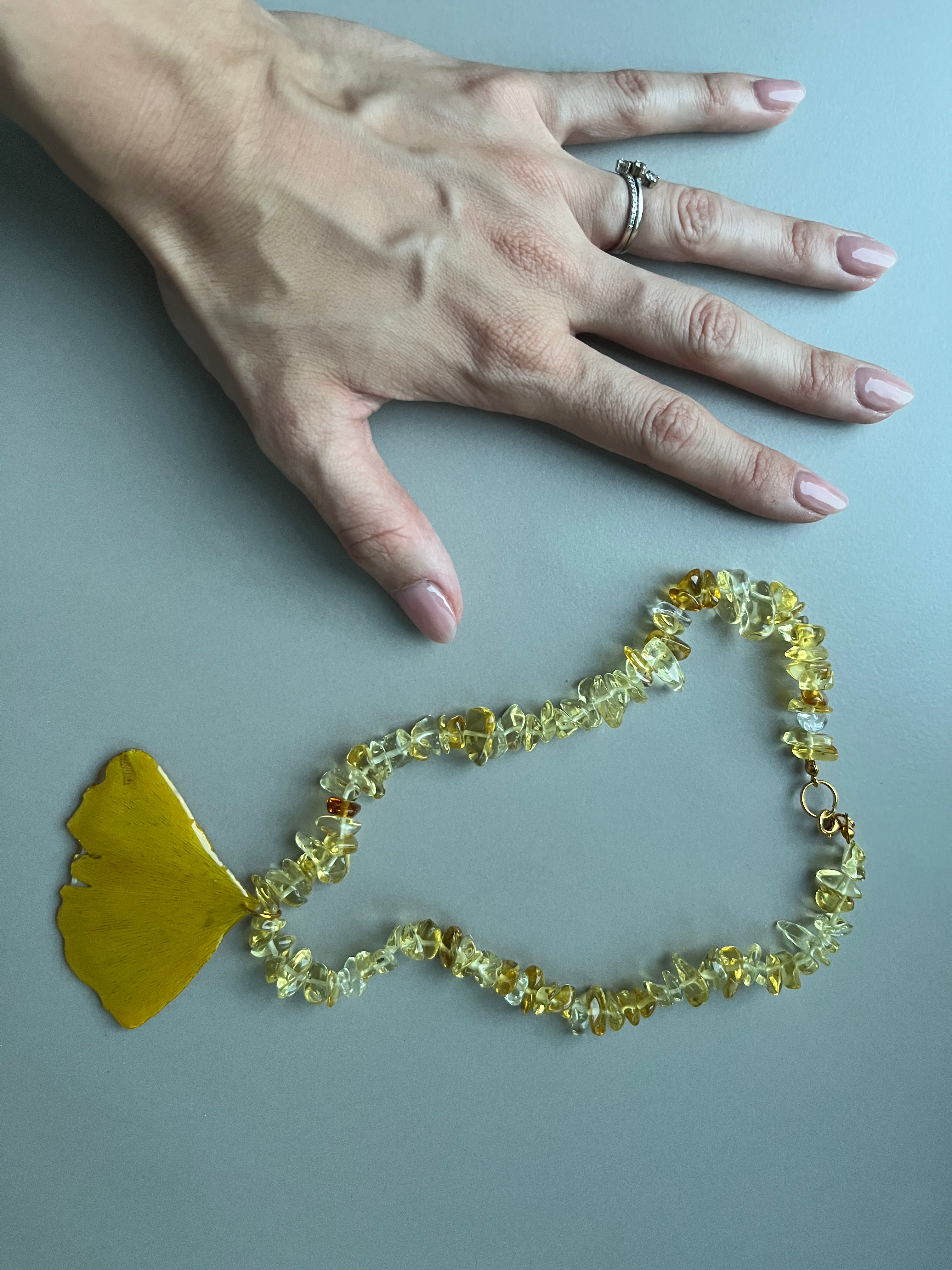 Collar corto Ginkgo Biloba