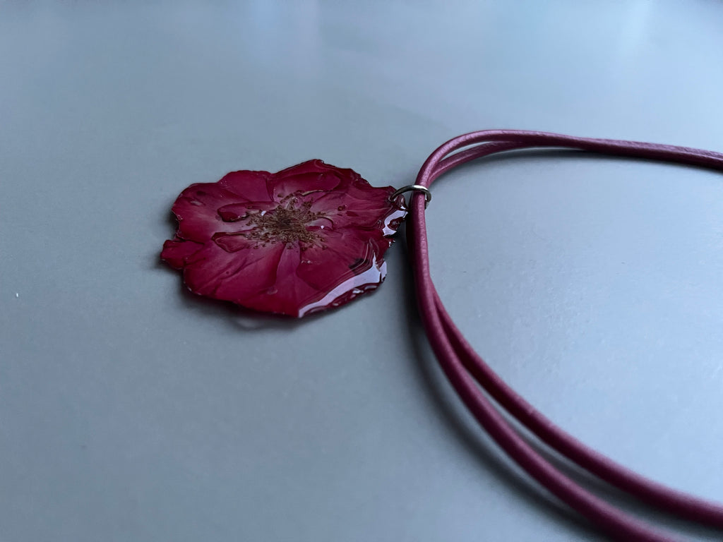 Gargantilla cuero rosa