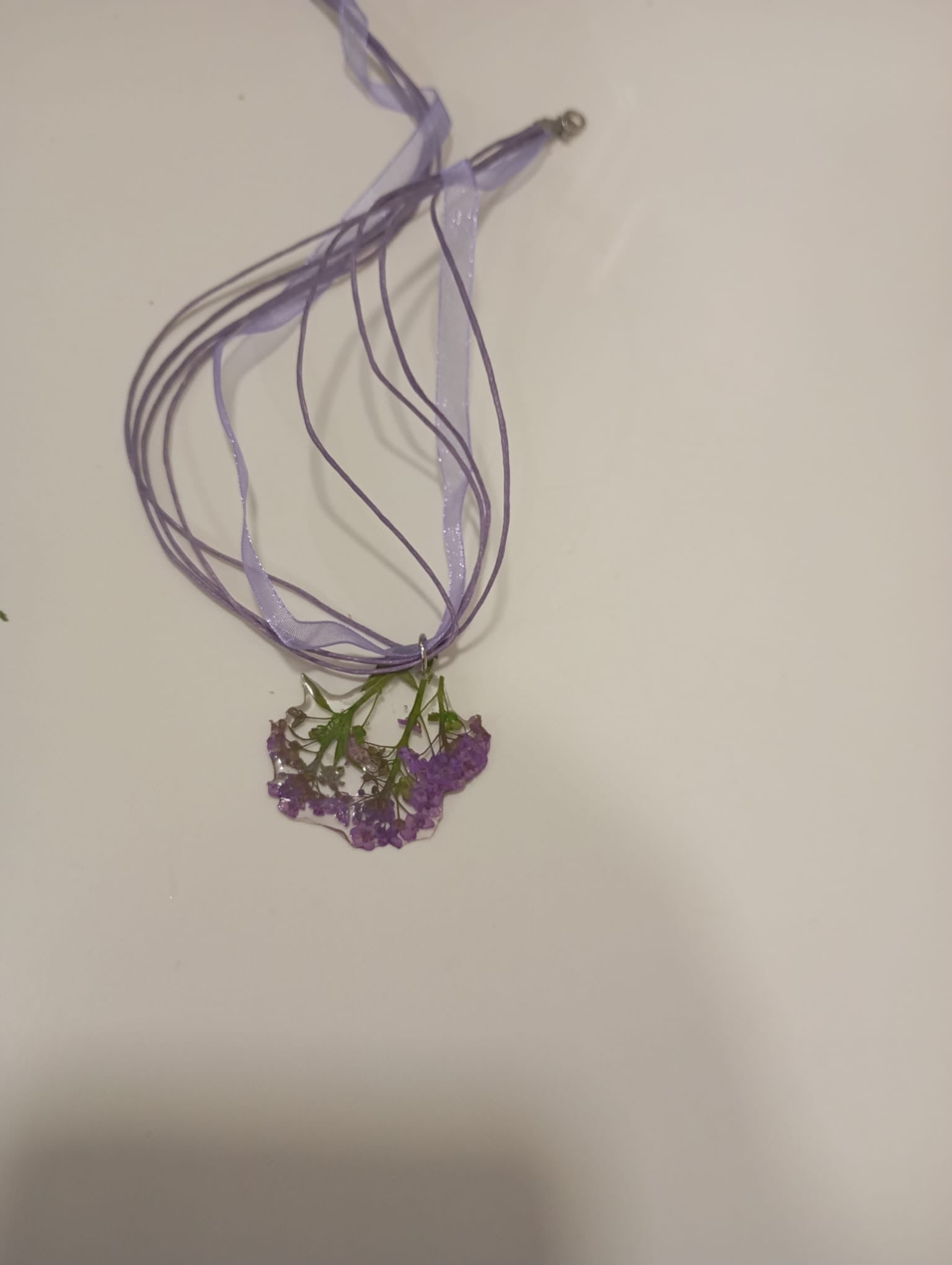 Gargantilla cuerda lavanda