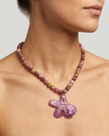 Collar corto flor pequeña púrpura