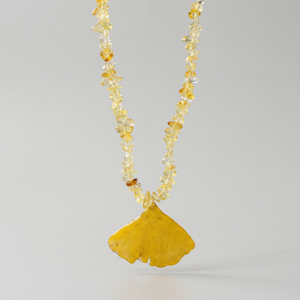 Collar corto ginkgo biloba