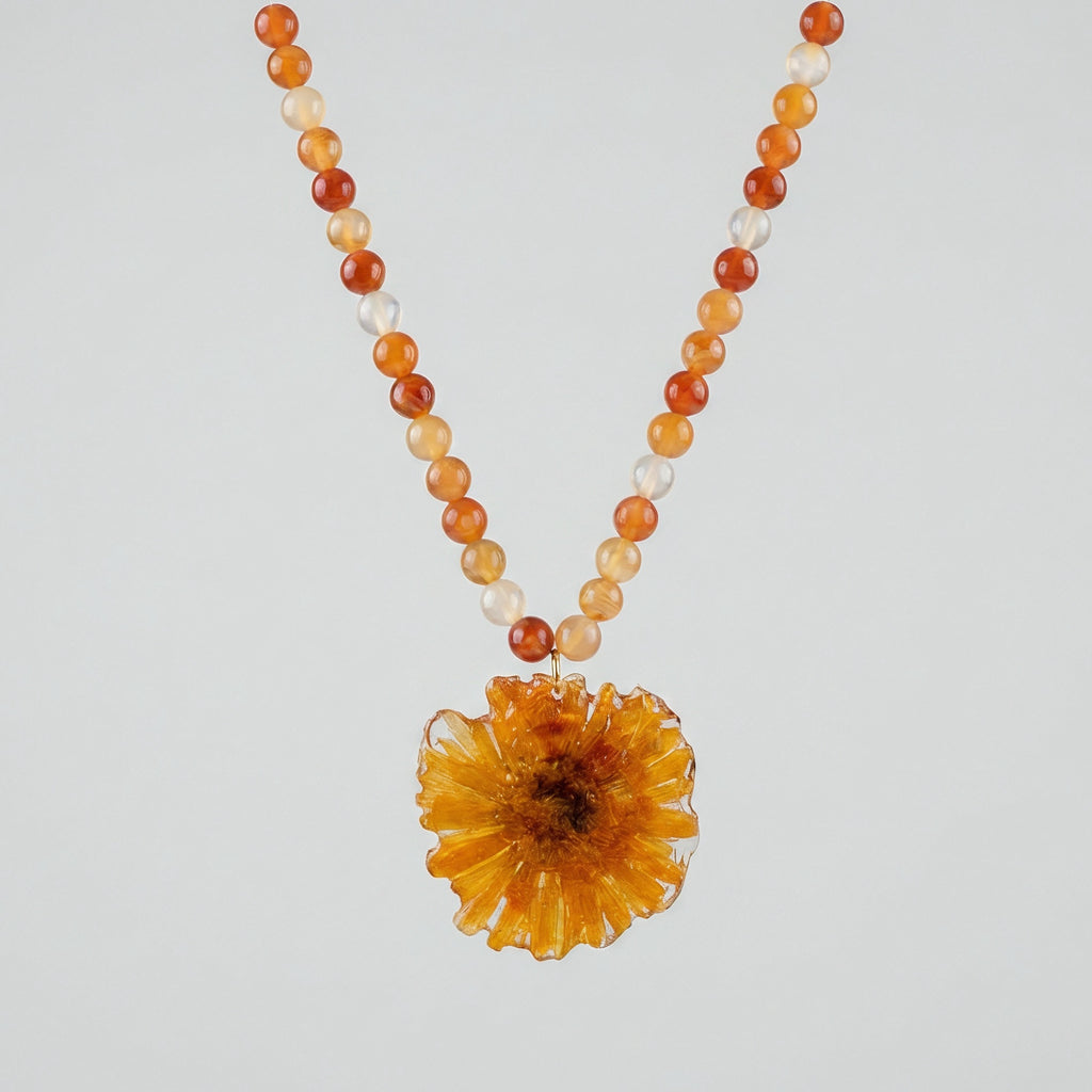 Collar corto margarita naranja